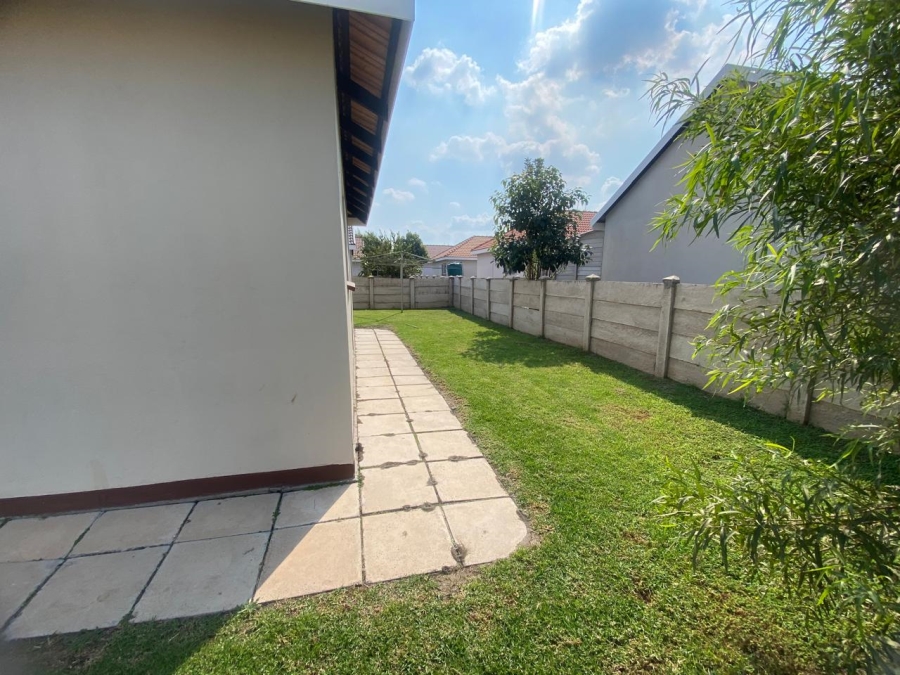 3 Bedroom Property for Sale in Freedom Park North West